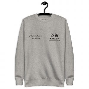 Sudadera sin capucha Kaizen de GamanZuyoi Zen Collection color gris carbón parte delantera