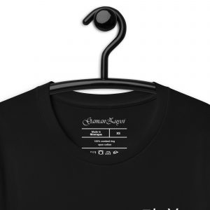 Camiseta de manga corta moldelo Kaizen de GamanZuyoi Zen Collection color negro detalle etiqueta interior